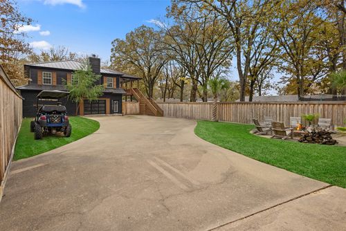 106 White Oak Dr, Mabank, TX, 75156-9038 | Card Image