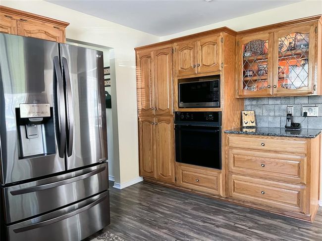 518 Lcr 902, House other with 3 bedrooms, 2 bathrooms and 2 parking in Jewett TX | Image 7