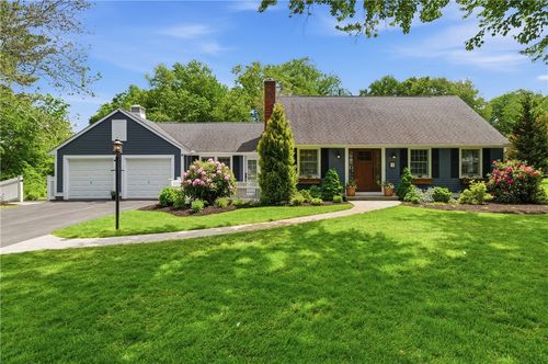 1 Blacksmith Rd, Lincoln, RI, 02865-3401 | Card Image