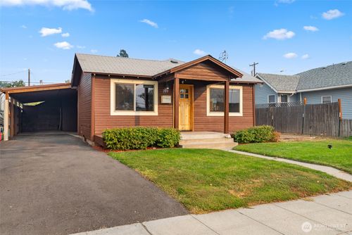 203 Fuller St, Wenatchee, WA, 98801-3338 | Card Image