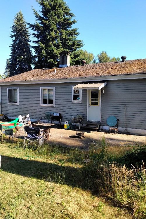 569 Thompson Ave, Coquitlam, BC, V3J3Z9 | Card Image