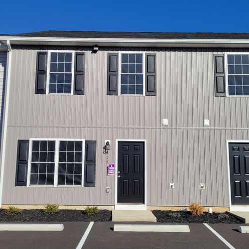 8-417 N Washington Ave, Pulaski, VA, 24301-4629 | Card Image