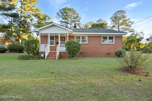 601 Winfrey St, Clinton, NC, 28328-3323 | Card Image