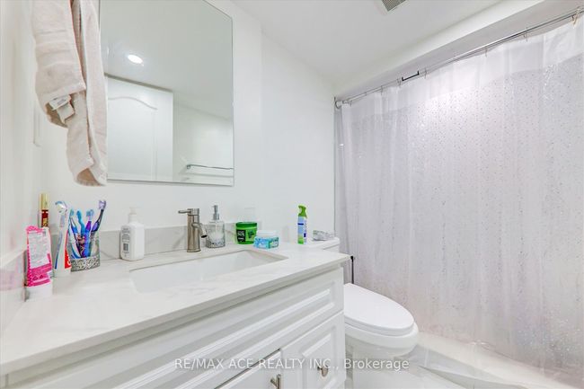 82 Warnford Cir, House other with 7 bedrooms, 5 bathrooms and 4 parking in Ajax ON | Image 40