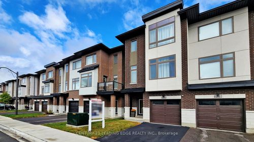 35-250 Finch Ave, Pickering, ON, L1V0G6 | Card Image