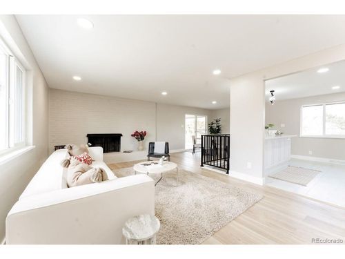 1720 S Balsam St, Lakewood, CO, 80232-6721 | Card Image