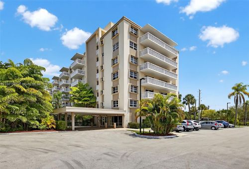 apt-201-1831 Ne 38th St, Oakland Park, FL, 33308-6203 | Card Image