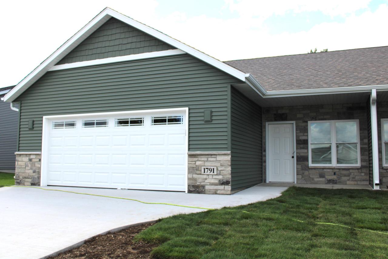 Edgewood Rd, Kewaskum, WI 53040