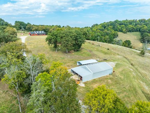 353 Major Rd, Cornersville, TN, 37047-7032 | Card Image