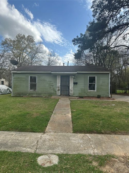 422 W 76th St, Shreveport, LA, 71106-4102 | Card Image