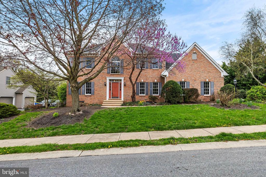 360 Dew Drop Rd, For Sale in York - eXp Realty