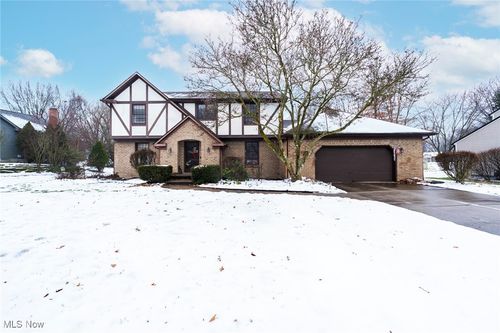 456 Greenmont Dr, Canfield, OH, 44406-9658 | Card Image