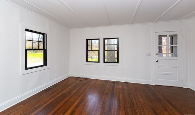 73 Kent Cornwall Rd, House other with 2 bedrooms, 1 bathrooms and 2 parking in Kent CT | Image 18