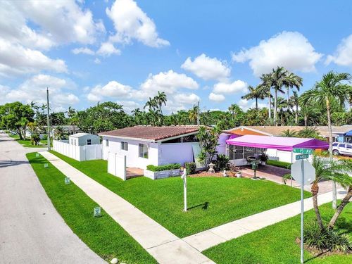 1502 Shenandoah St, Hollywood, FL, 33020-2571 | Card Image