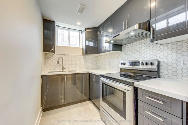 15 Dalecrest Rd, House other with 7 bedrooms, 6 bathrooms and 4 parking in Brampton ON | Image 41