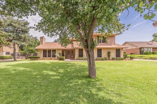 2709 Oak Trail Ct, Dwg, TX, 76016-6006 | Card Image