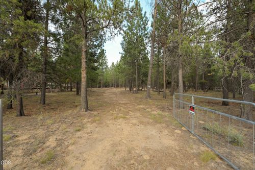 53132 Andrews Rd, La Pine, OR, 97739-9024 | Card Image