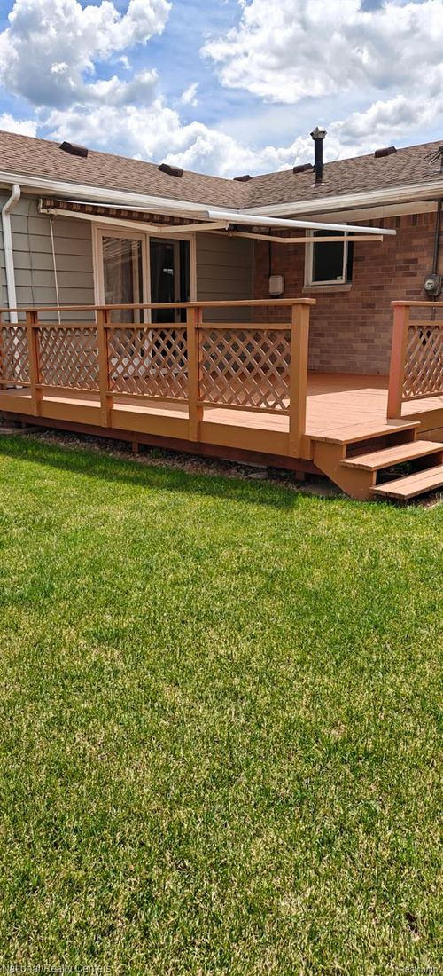 33728 Yuma St, Westland, MI, 48185-2350 | Card Image