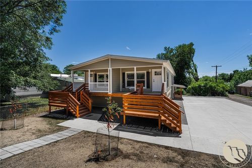 101-201-202-2310 11th Ave N, Billings, MT, 59101-0884 | Card Image