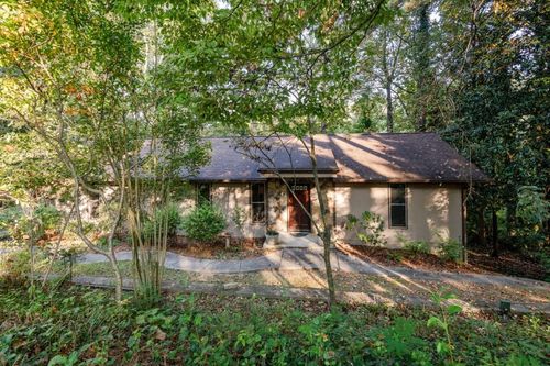 4368 Laurel Cir Se, Smyrna, GA, 30082-4316 | Card Image