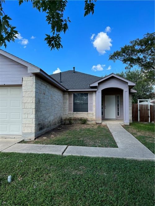 371 Bailey Loop, Kyle, TX, 78640-4638 | Card Image