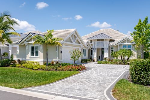 3287 Kumamoto Ln, NAPLES, FL, 34114-0893 | Card Image