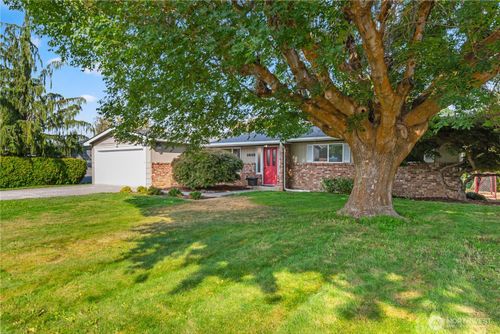 1019 Grenz St, Wenatchee, WA, 98801-1638 | Card Image