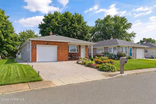 78 Castle Harbor Dr, Toms River, NJ, 08757-3802 | Card Image