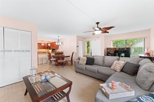 64-64 Wimbledon Lake Dr, Plantation, FL, 33324-2421 | Card Image