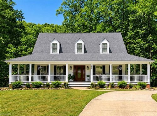 7203 Ariel Farm Ct, Greensboro, NC, 27455-9545 | Card Image