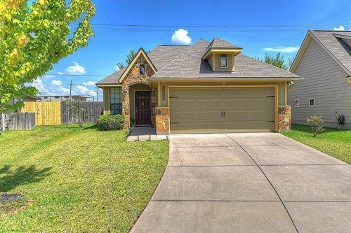 111 Briarwood Dr, Huntsville, TX, 77320-3466 | Card Image