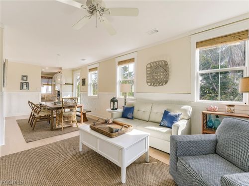 1550 Center St, SANIBEL, FL, 33957-4517 | Card Image