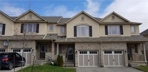 46 Greenwater St, Kitchener, ON, N2R0H2 | Card Image