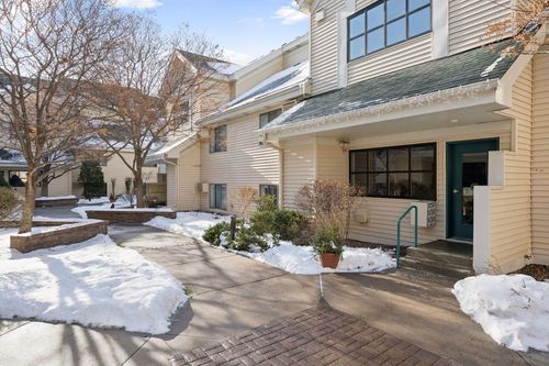 apt-2108-7621 Edinborough Way, Edina, MN, 55435-5279 | Card Image