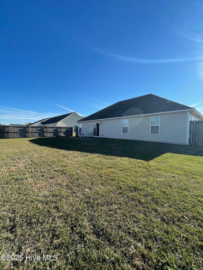 754 Radiant Dr, House other with 2 bedrooms, 2 bathrooms and 2 parking in Jacksonville NC | Image 22