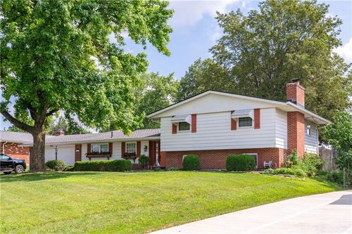 544 Rising Hill Dr, Fairborn, OH, 45324-5917 | Card Image