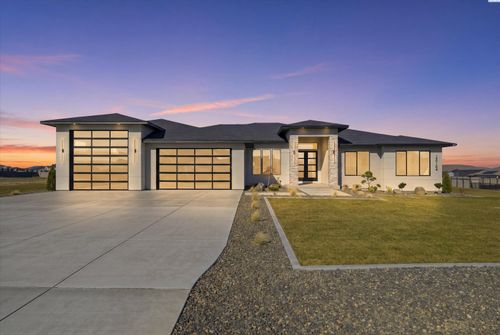 15164 Furlong Ln, Kennewick, WA, 99338 | Card Image