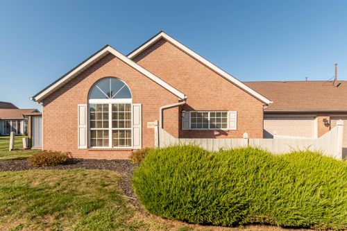 4979 Meadow Run Drive, Hilliard, OH, 43026 | Card Image