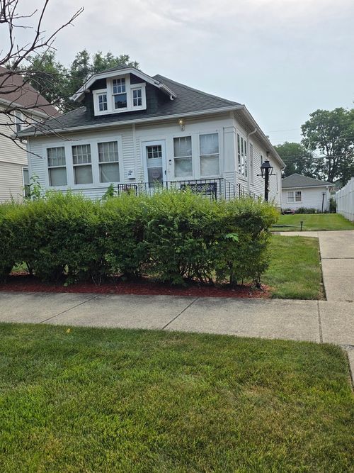 106 Sawyer Ave, La Grange, IL, 60525-2538 | Card Image