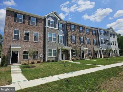 10320-34 Serenade Court, Townhouse with 3 bedrooms, 3 bathrooms and null parking in CLINTON MD | Image 1