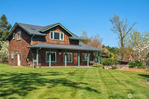 23419 107th Ave Sw, Vashon, WA, 98070-7664 | Card Image