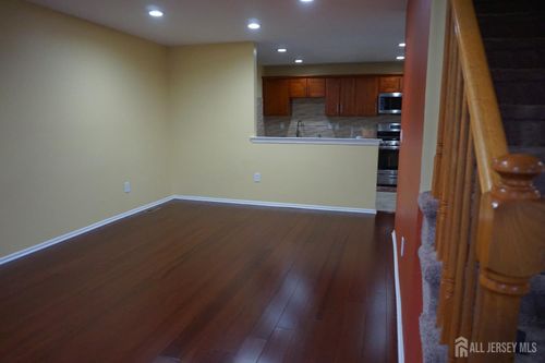 160 Vasser Drive, Piscataway, NJ, 08854 | Card Image