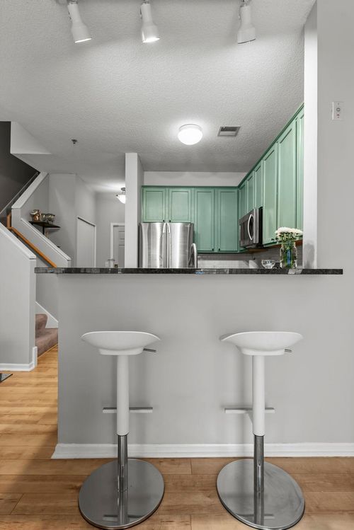 139-645 N 1st St, Minneapolis, MN, 55401-1194 | Card Image