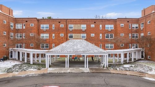 apt-64-5900 Babcock Blvd, Pittsburgh, PA, 15237-2556 | Card Image