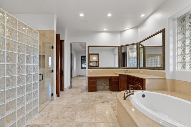1201 Majestic Hills Blvd, House other with 5 bedrooms, 6 bathrooms and null parking in Spicewood TX | Image 15