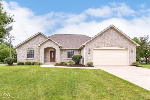 4980 W Cedar Creek Pl, New Palestine, IN, 46163-8706 | Card Image