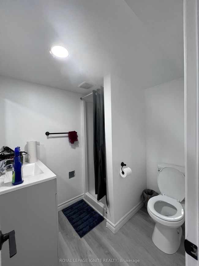 55 Tozer Ave, House other with 5 bedrooms, 2 bathrooms and 4 parking in London ON | Image 10