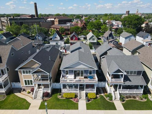 1444 Center St, Whiting, IN, 46394-1753 | Card Image