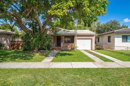 250 Laurel Way, Miami Springs, FL, 33166-5139 | Card Image