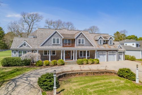 220 Dunrobin Rd, Mashpee, MA, 02649-3072 | Card Image